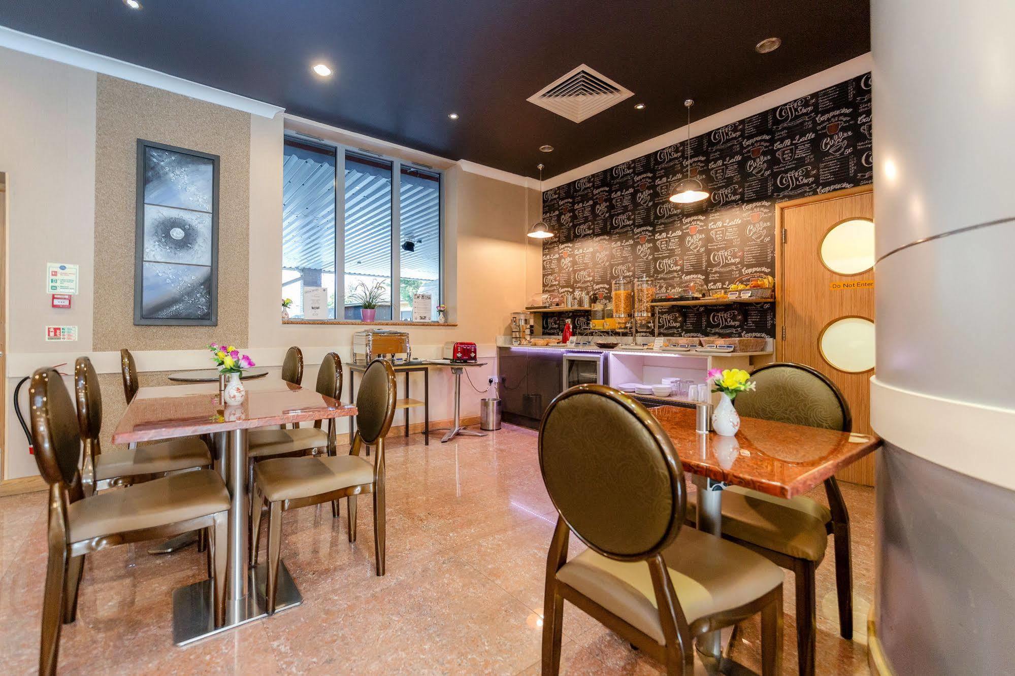 Eurotraveller Hotel - Premier - הרו מראה חיצוני תמונה