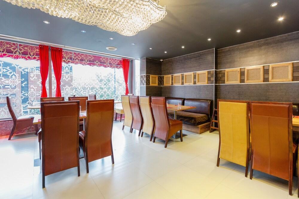 Eurotraveller Hotel - Premier - הרו מראה חיצוני תמונה